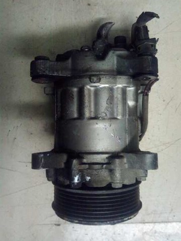 Compressor de ar condicionado para Volkswagen Polo (6N1) (1996-1999) 100 1.4 16V AFH 6N0820803A