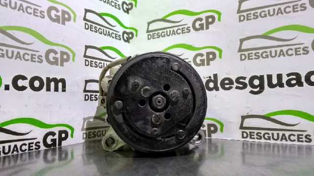 Compressor de aparelho de ar condicionado 6N0820803A VAG
