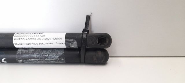 VAG 6N0827550A Амортизатор багажника в наличии Ровно