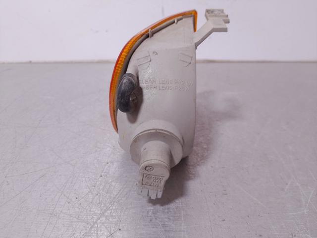 6N0953049 VAG Поворотник левый купить в Сумы