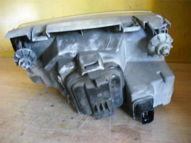 VAG 6N1941016A Правая фара в наличии Запорожье