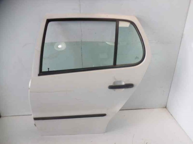 Porta traseira esquerda para Volkswagen Polo (6N2) (1999-2001) 1.0 AUC 6N4833055C