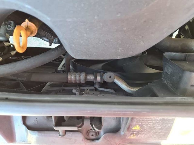 Radiador de esfriamento de motor 6Q0121253R VAG