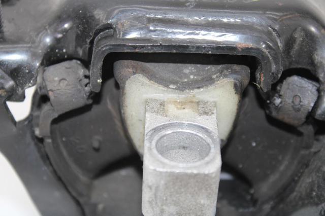 VAG 6Q0199555A Подушка (опора) двигателя левая в наличии Ужгород