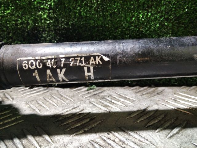 VAG 6Q0407271AK Левая полуось в наличии Одесса