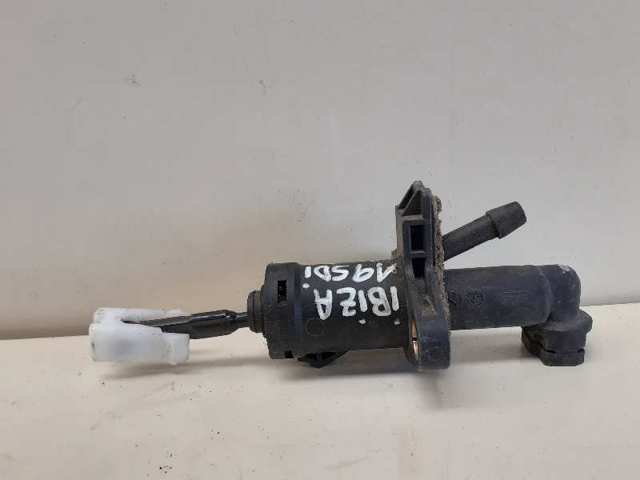 Cilindro mestre de embraiagem 6Q0721388 VAG