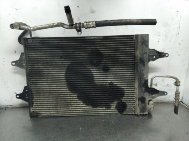 Condensador de ar condicionado / radiador para assento Ibiza III 1.2 AZQ 6Q0820411