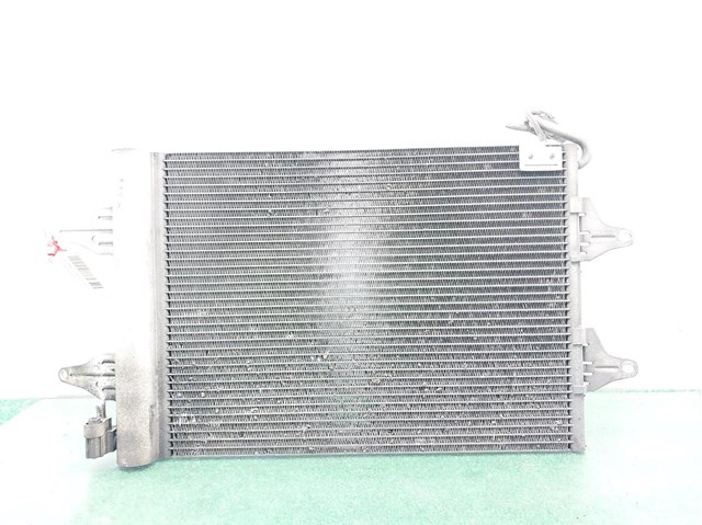 Condensador de ar condicionado / radiador para assento Córdoba 1.4 16V BKY 6Q0820411J