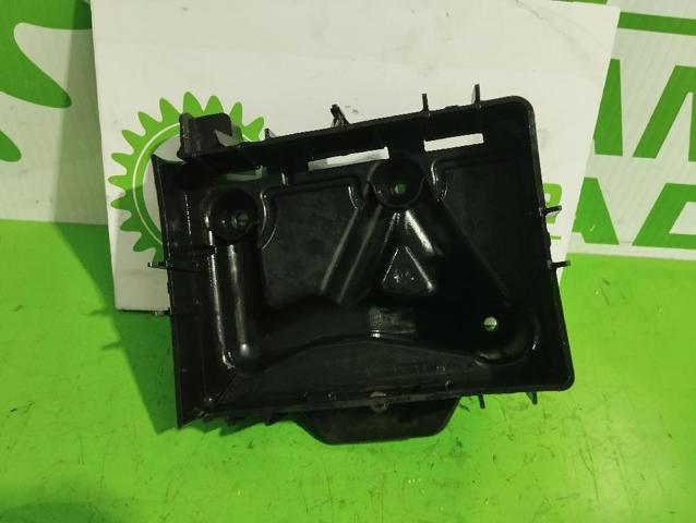 6Q0915331 VAG Подставка аккумулятора купить в Днепр