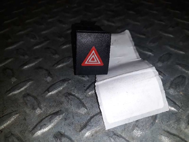 VAG 6Q0953235A Кнопка аварийки в наличии Павлоград