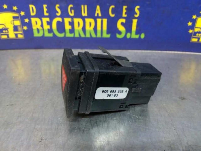 Botão de ativação do sinal de emergência Volkswagen Polo 4 9N, 9A