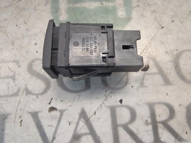 VAG 6Q0953235A9B9 Кнопка аварийки в наличии Киев