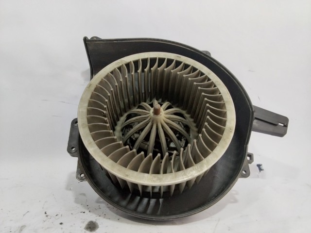 6Q1820015G VAG Мотор вентилятора печки (отопителя салона) купить в Запорожье
