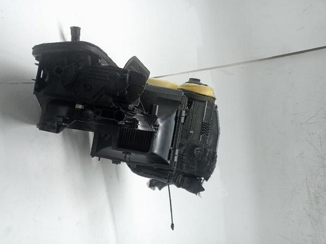 VAG 6Q1820351A Корпус печки в сборе в наличии Винница