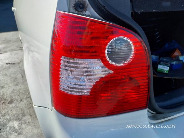 Luz traseira esquerda para Volkswagen Polo 1.4 16V auabbybky 6Q6945095B