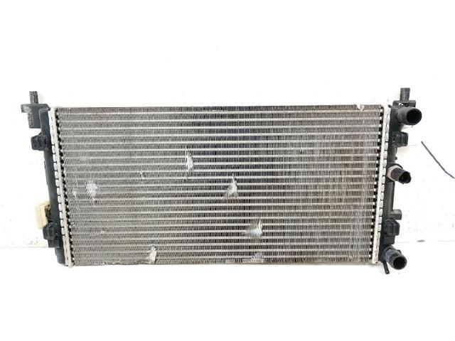VAG 6R01212530 Радиатор в наличии Чернигов