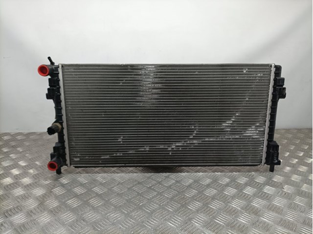 Radiador de água para Audi A1 1.6 TDI CAYB 6R0121253A