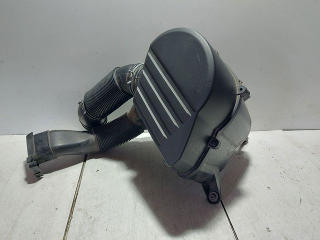 VAG 6R0129607C Воздушный фильтр в наличии Чернигов