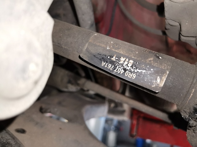 6R0407761A VAG Левая полуось купить в Винница