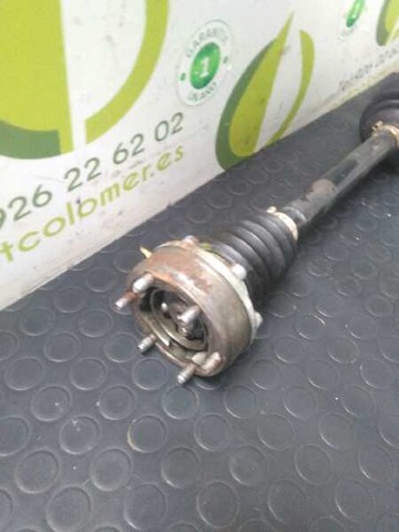 VAG 6R0407761X Левая полуось в наличии Украина