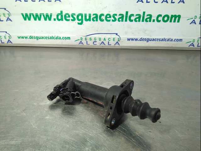 Cilindro de trabalho de embraiagem 6R0721261 VAG