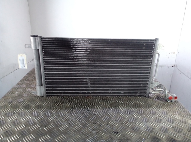 Condensador de ar condicionado / radiador para assento Ibiza IV 1.2 CGP 6R0820411D