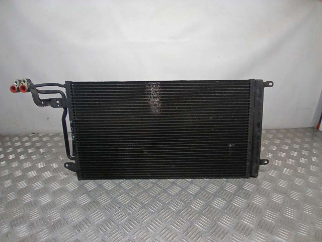 6R0820411G VAG Радиатор кондиционера купить в Ирпень