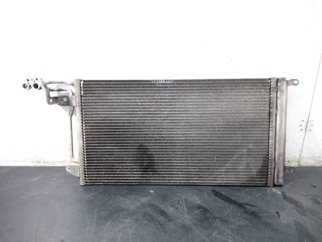 Condensador de ar condicionado / radiador para assento Ibiza IV ST 1.6 TDI CAYC 6R0820411T