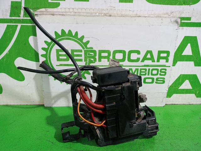 6R0937621 VAG Блок предохранителей купить в Ирпень