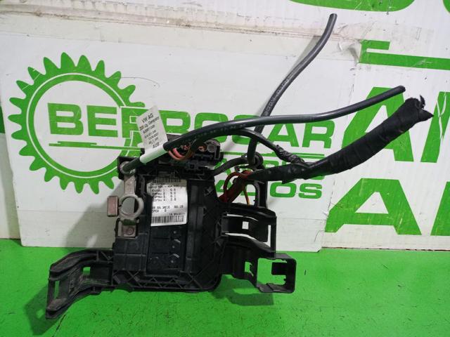 6R0937621 Блок предохранителей купить Каменское
