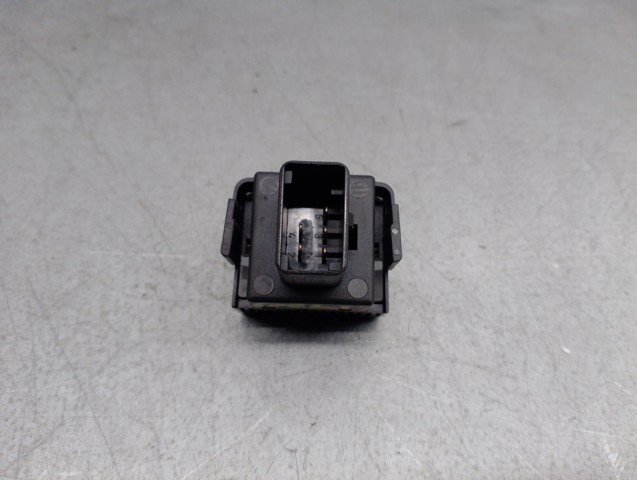VAG 6R0941333 в наличии Ровно