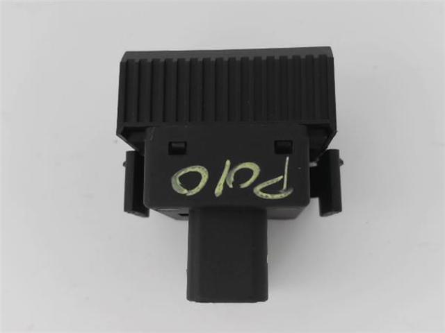 VAG 6R0941333 в наличии Украина