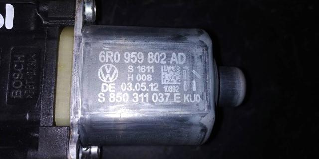 VAG 6R0959802AD в наличии Львов