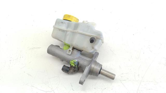 Cilindro mestre do freio 6R1611019A VAG