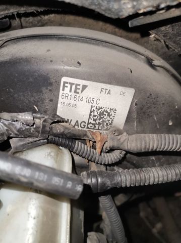VAG 6R1614105C Насос вакуумный в наличии Каменское