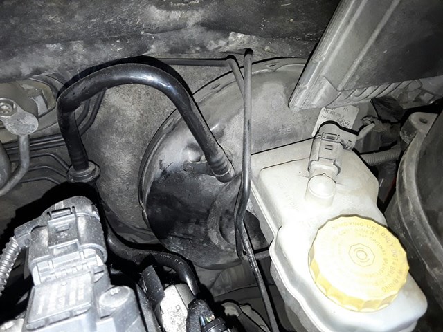 Depressor de freio / bomba de vácuo para Volkswagen Polo (6R1,6R1) (2009-2014) 1.2 TDI CFW 6R1614106B