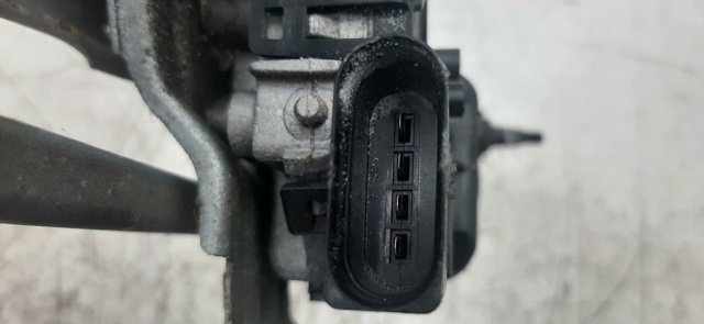 VAG 6R1955023B Трапеция стеклоочистителя в наличии Одесса