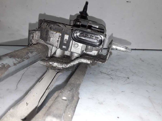 6R1955023B VAG Трапеция дворников купить в Черкассы