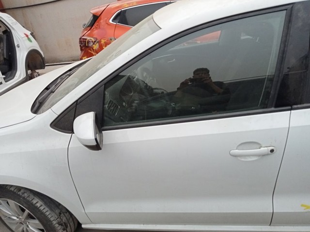 Porta dianteira esquerda Volkswagen Polo 5 6R1, 6C1