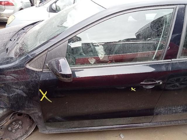 Porta dianteira esquerda 6R4831055J VAG