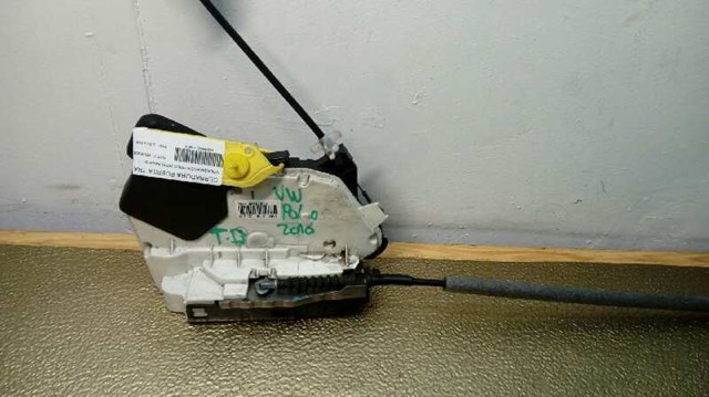 VAG 6R4839016 Замок двери задней правой в наличии Полтава