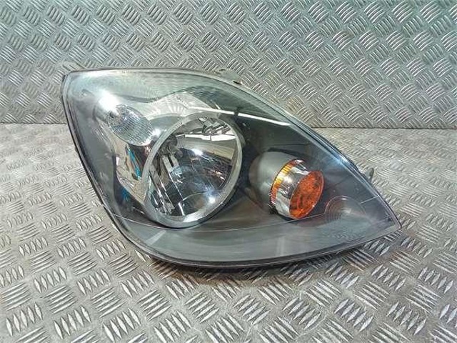 FORD 6S6113W029EA Фара правая в наличии Черновцы