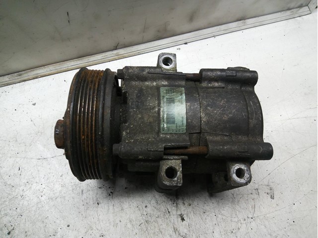 Compressor de ar condicionado para Ford Fiesta IV (ja_,ja_) (1995-2002) 1.8 d rtj 6S7119D629AA