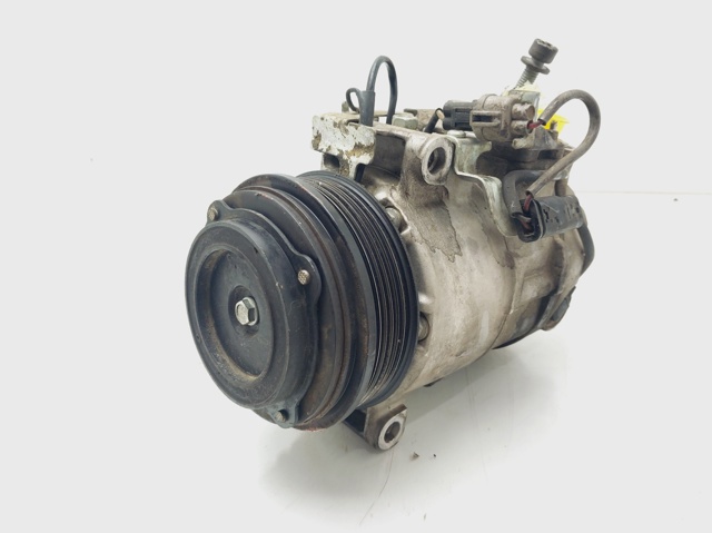 Compressor de aparelho de ar condicionado 6SBU16C Mercedes