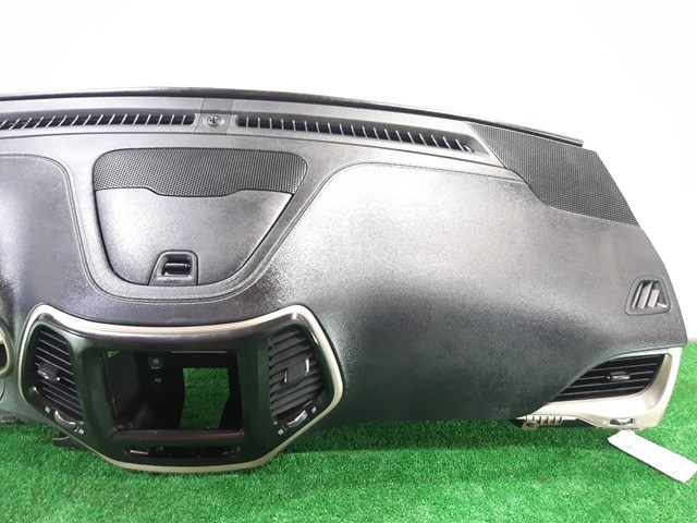 6SP911X9AB CHRYSLER Панель салона передняя "торпедо" купить в Ужгород