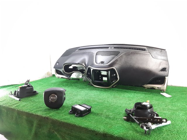 6SP911X9AB CHRYSLER Панель салона передняя "торпедо" купить в Киев