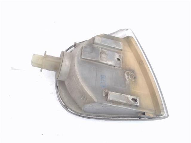 6U0953041A Поворотник левый купить Кривой Рог