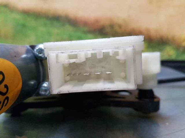 6V0837462C VAG Стеклоподъемник передней правой двери купить в Винница