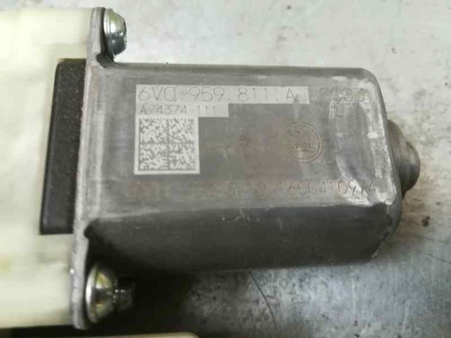 6V0959811A Мотор стеклоподъемника двери передней правой купить Киев