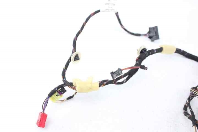 VAG 6V0971120AH в наличии Николаев